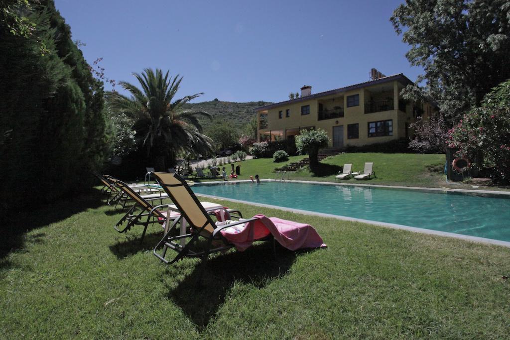 Hotel Rural Xerete Navaconcejo Esterno foto